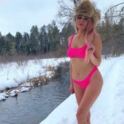 Süße Hobbyhure sucht gratis Sex, schaffst du das?