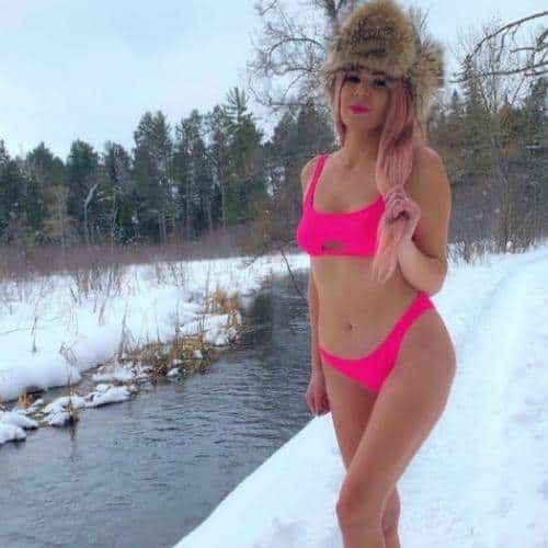 Süße Hobbyhure sucht gratis Sex, schaffst du das?